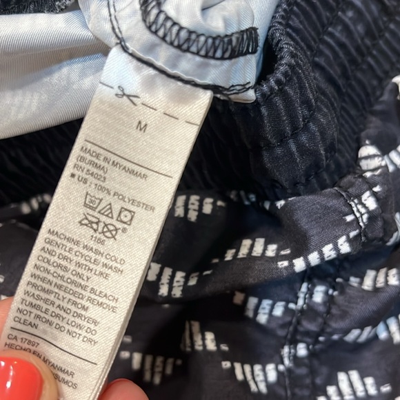 OLD NAVY shorts 🖤 - Picture 6 of 6